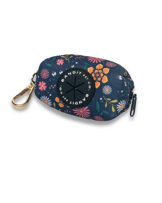 Wallflower Wastebag Holder